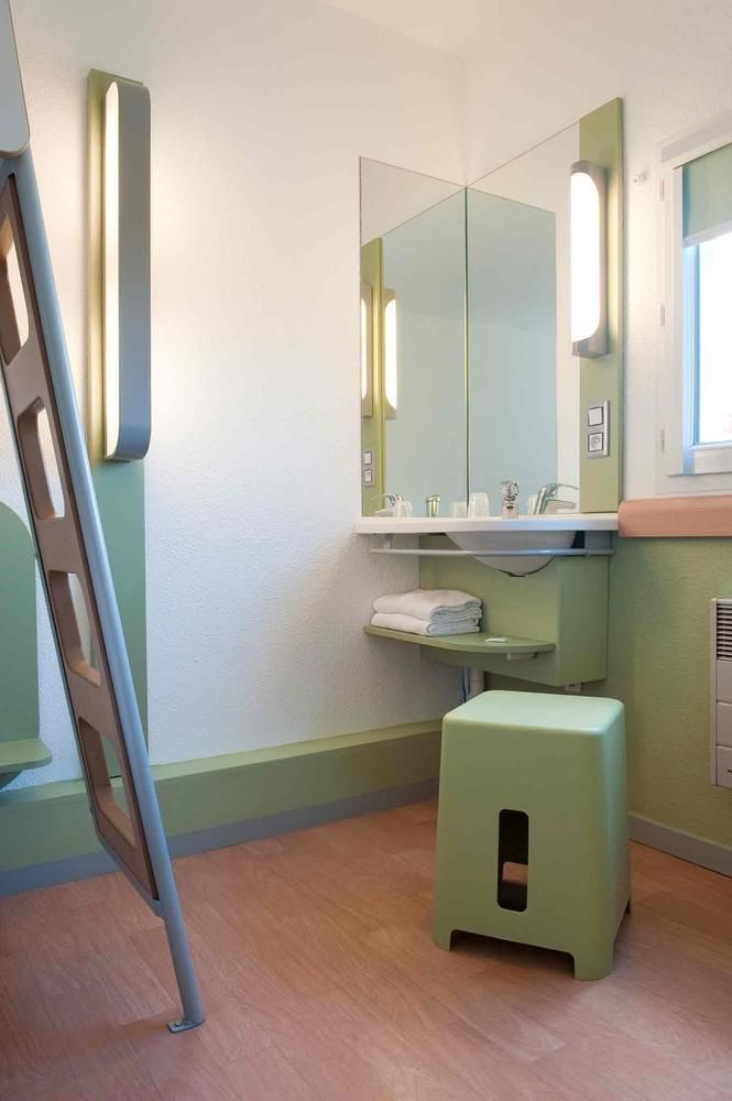 Ibis Budget Poitiers Sud Exterior photo
